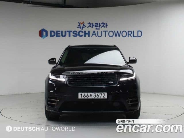 Land Rover Range Rover Velar 2025 — Photo 10/20