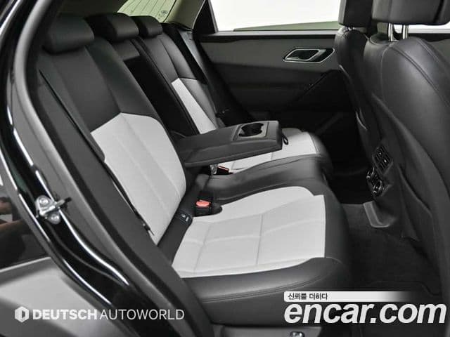 Land Rover Range Rover Velar 2025 — Photo 14/20