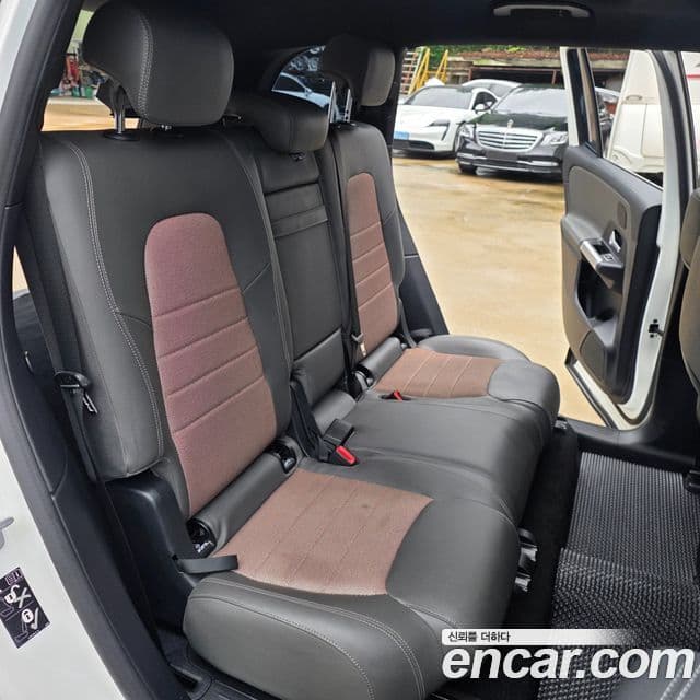 Mercedes-Benz EQB 2024 — ფოტო 20/20