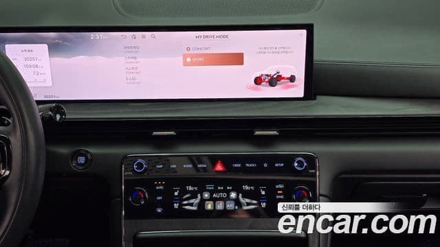 Genesis GV80 2025 — Photo 18/20