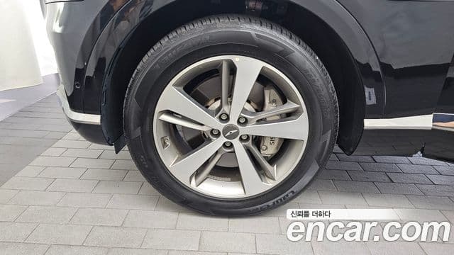 Genesis GV80 2022 — Photo 20/35