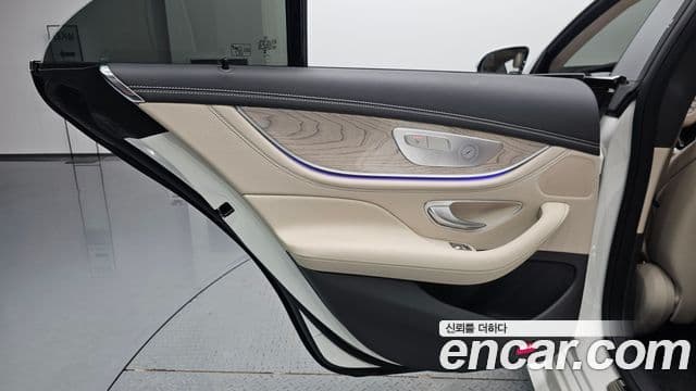 Mercedes-Benz CLS-Class 2023 — Photo 4/34