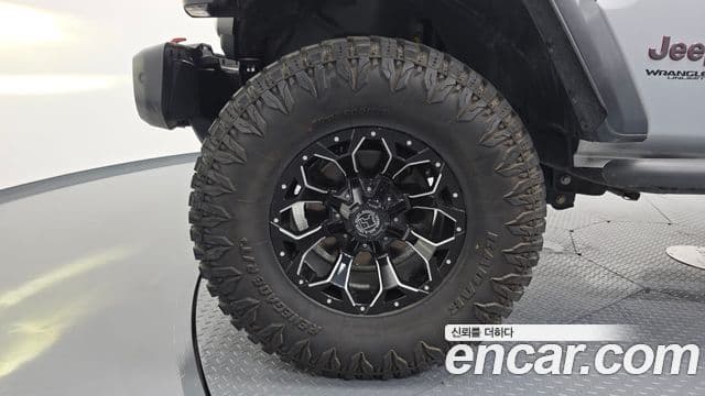 Jeep Wrangler 2022 — Photo 10/20