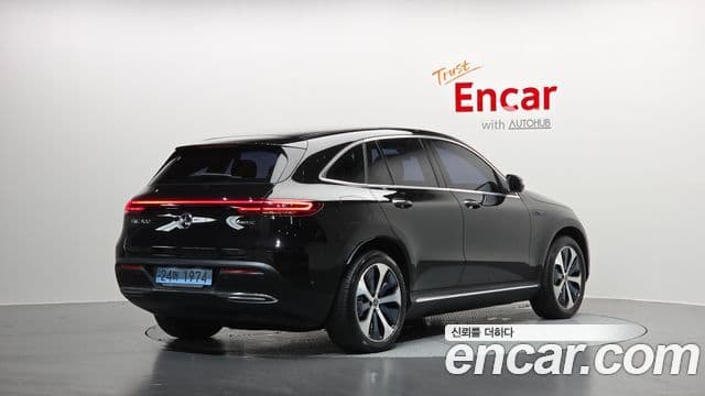 Mercedes-Benz EQC 2020 — ფოტო 12/31