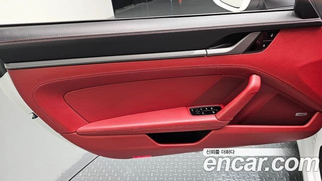 Porsche 911 2020 — Photo 23/33