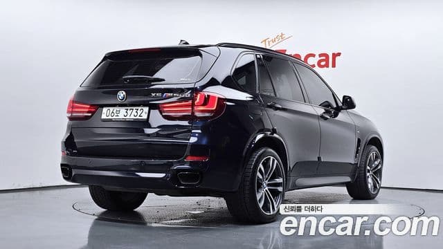 BMW X5 2018 — Photo 18/34
