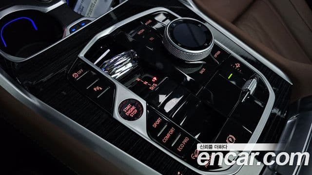 BMW X6 2025 — Photo 8/34