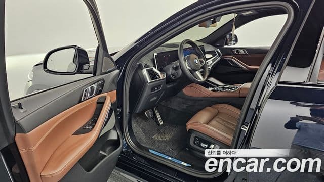 BMW X6 2025 — Photo 33/34