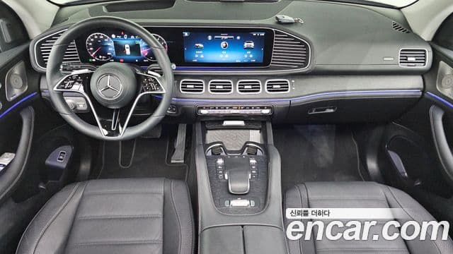 Mercedes-Benz GLE-Class 2025 — Photo 26/37