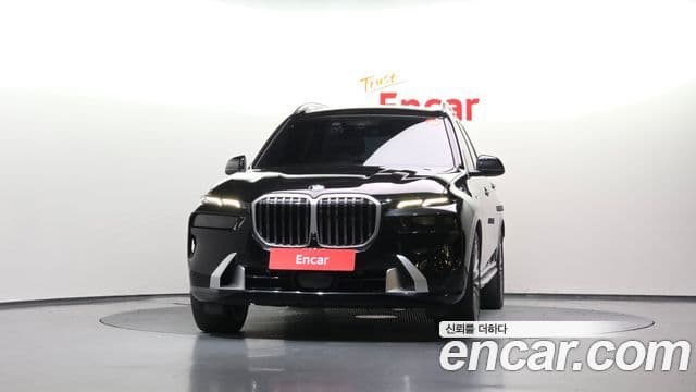 BMW X7 2023 — Photo 7/32