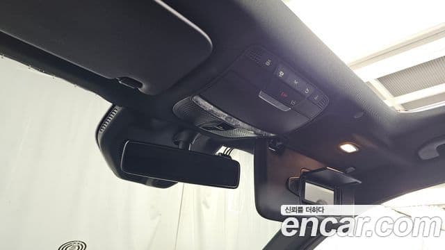 Mercedes-Benz EQC 2020 — ფოტო 34/34