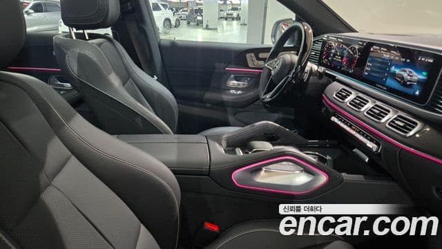 Mercedes-Benz GLE-Class 2026 — Photo 11/20