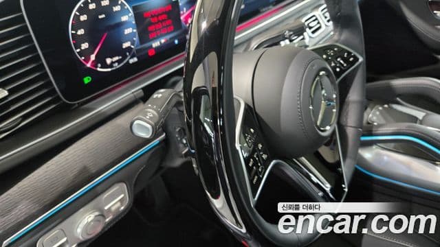 Mercedes-Benz GLE-Class 2026 — Photo 2/20