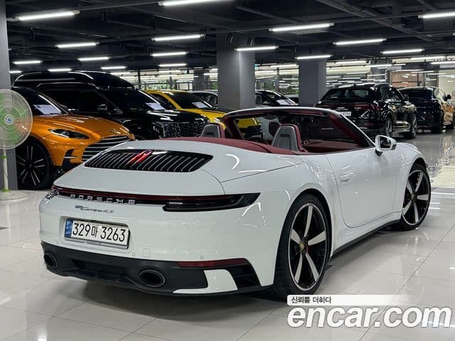 Porsche 911 2020 — Photo 11/15