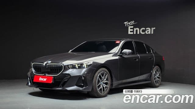 BMW 5 Series 2026 — Photo 18/20