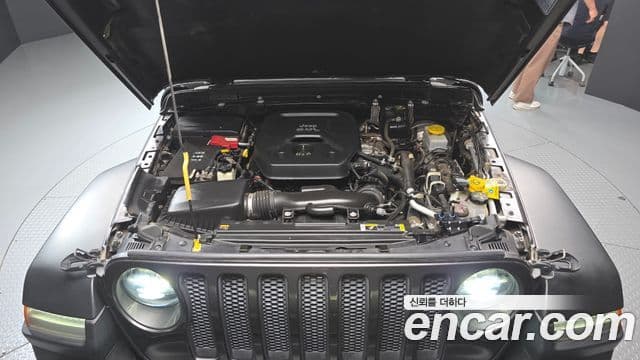 Jeep Wrangler 2021 — Photo 9/20