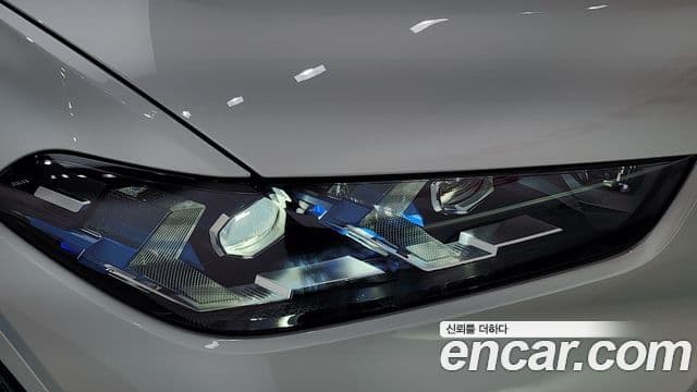 BMW X6 2025 — Photo 21/35