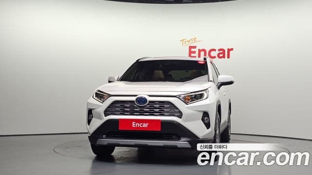 Toyota RAV4 2019 — Şəkil 3/20