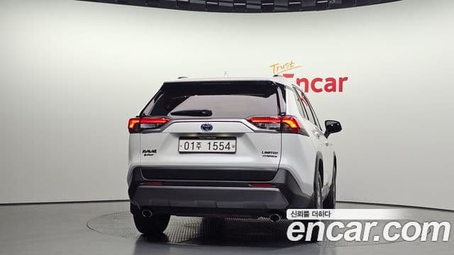 Toyota RAV4 2019 — Şəkil 4/20
