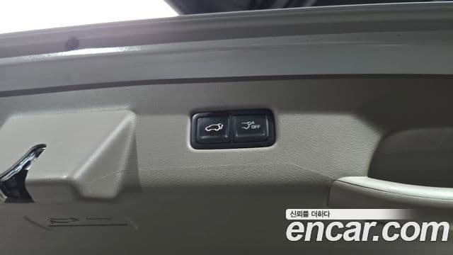 Kia Carnival 2024 — Фото 20/20