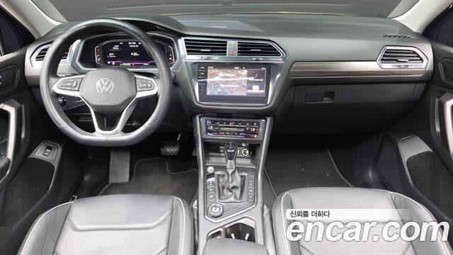 Volkswagen Tiguan Allspace 2023 — Фото 7/20