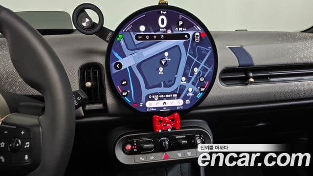 Mini Cooper S 2025 — Фото 12/20