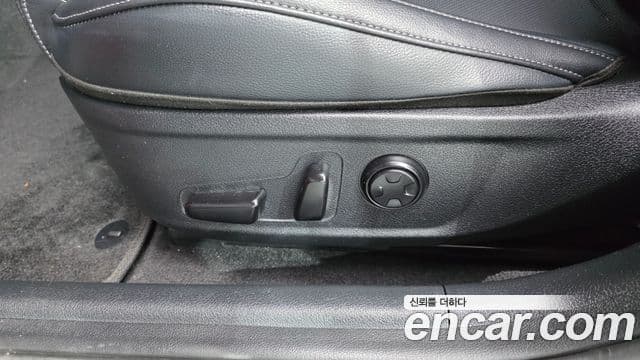 Kia Stinger Meister 2021 — Photo 23/35