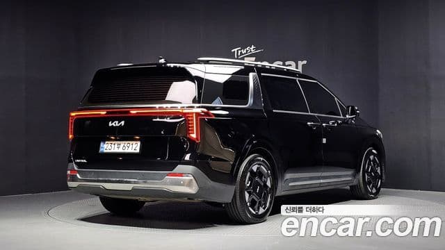 Kia Carnival 2024 — Фото 2/20