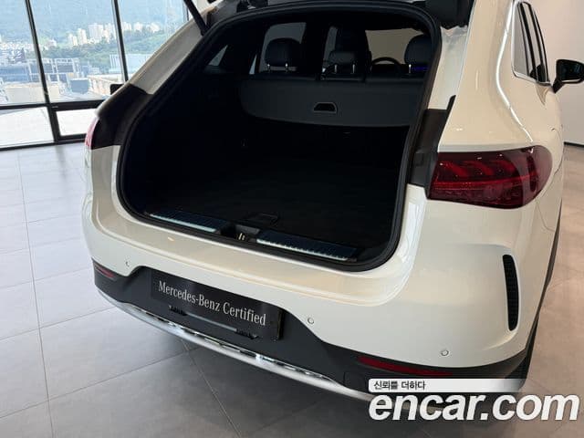 Mercedes-Benz EQE SUV 2024 — ფოტო 5/20