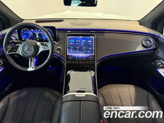 Mercedes-Benz EQE SUV 2024 — ფოტო 18/20