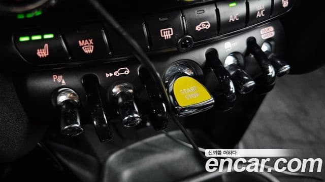 Mini Cooper Electric 2023 — ფოტო 5/31