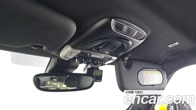Mini Cooper Electric 2023 — ფოტო 27/31