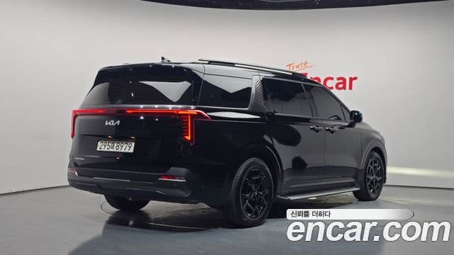 Kia Carnival 2024 — Фото 2/20