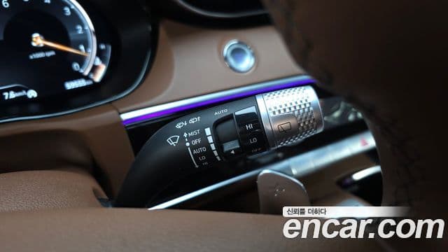 Genesis GV70 2022 — ფოტო 22/35
