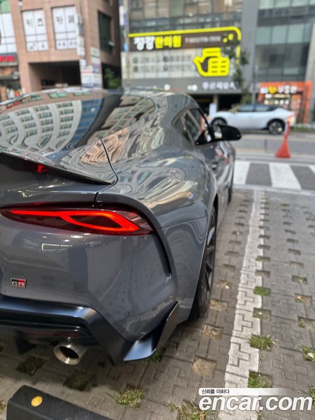Toyota Supra 2024 — Photo 7/17