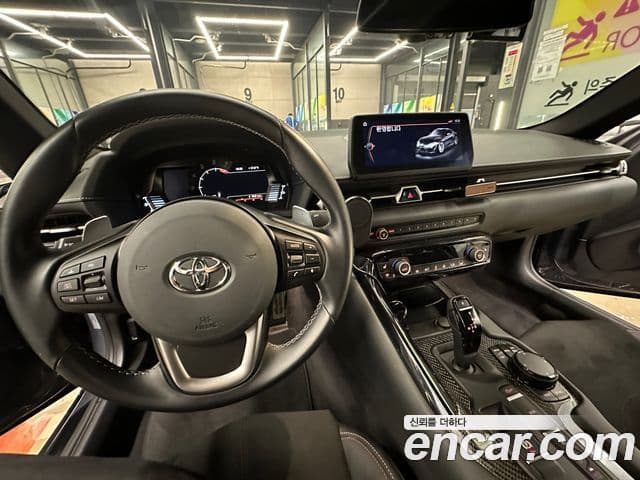 Toyota Supra 2024 — Photo 14/17
