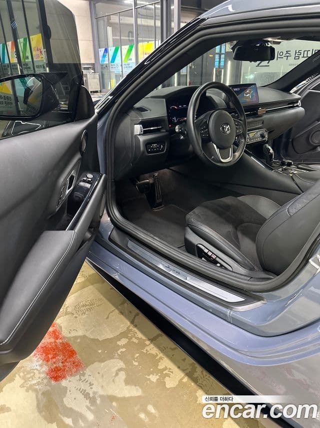 Toyota Supra 2024 — Photo 8/17
