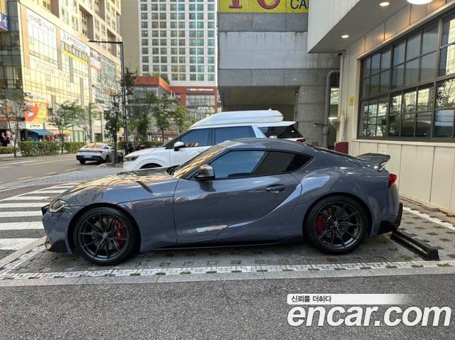 Toyota Supra 2024 — Photo 13/17