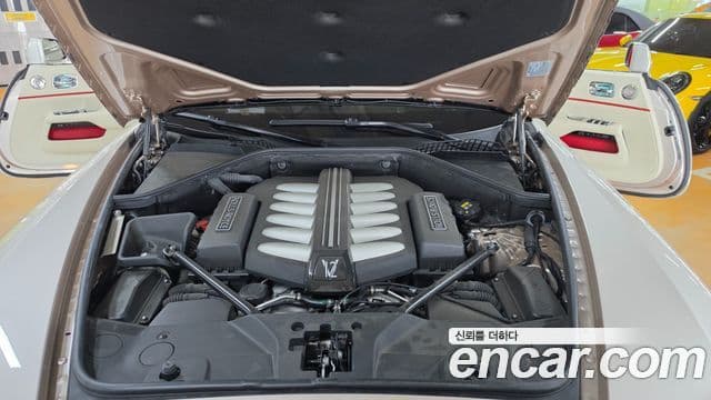 Rolls-Royce Dawn 2021 — Photo 13/20
