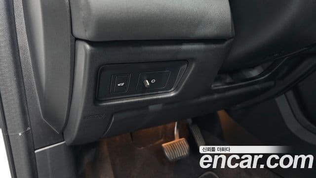 Land Rover Discovery Sport 2019 — Şəkil 2/34
