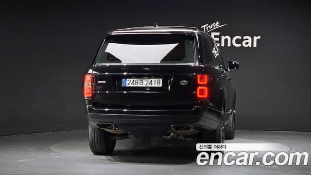 Land Rover Range Rover 2018 — Фото 4/20