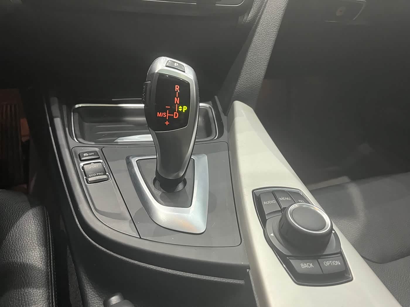BMW 3 Series GT 2015 — Фото 11/20