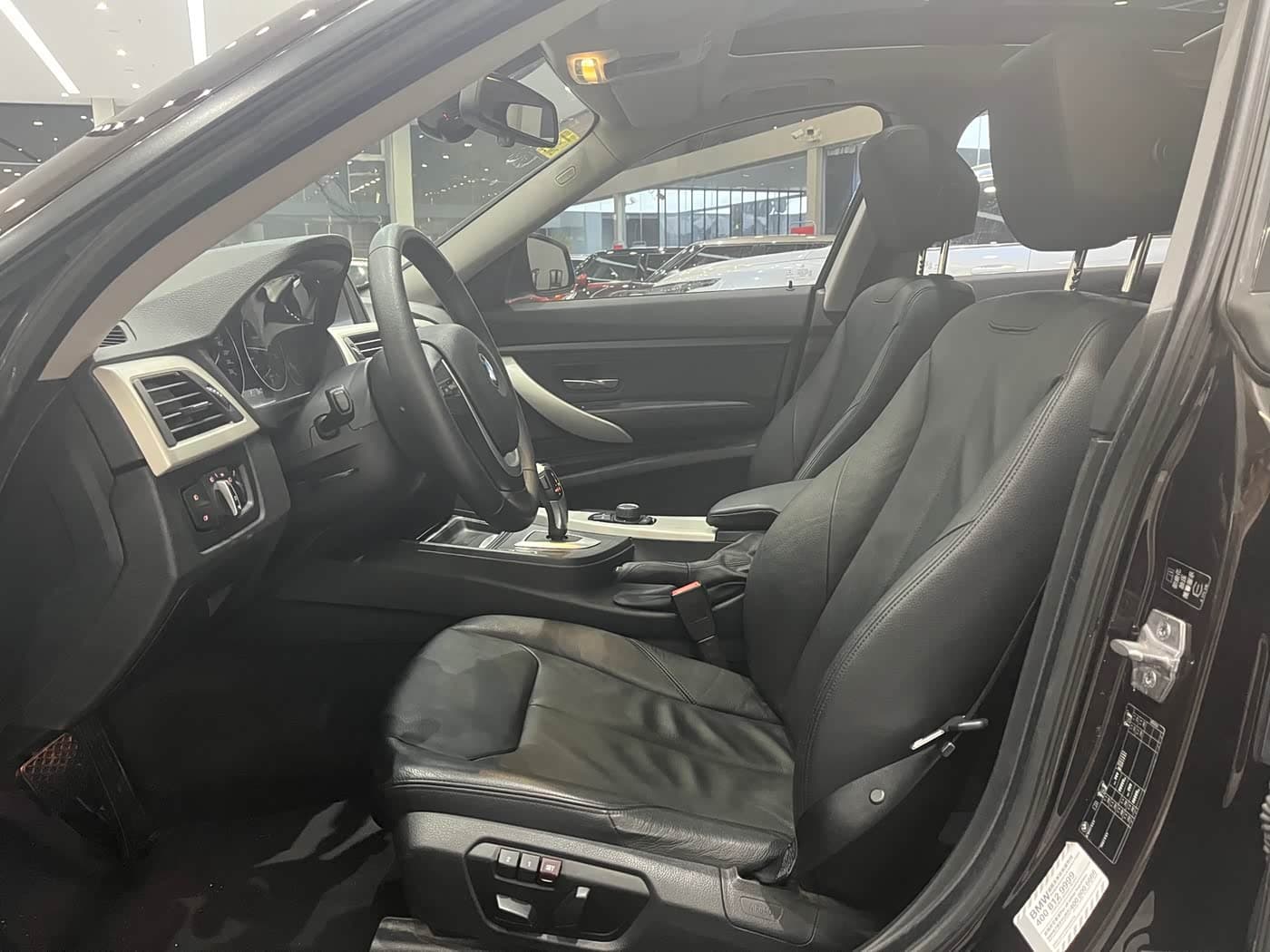 BMW 3 Series GT 2015 — Фото 10/20