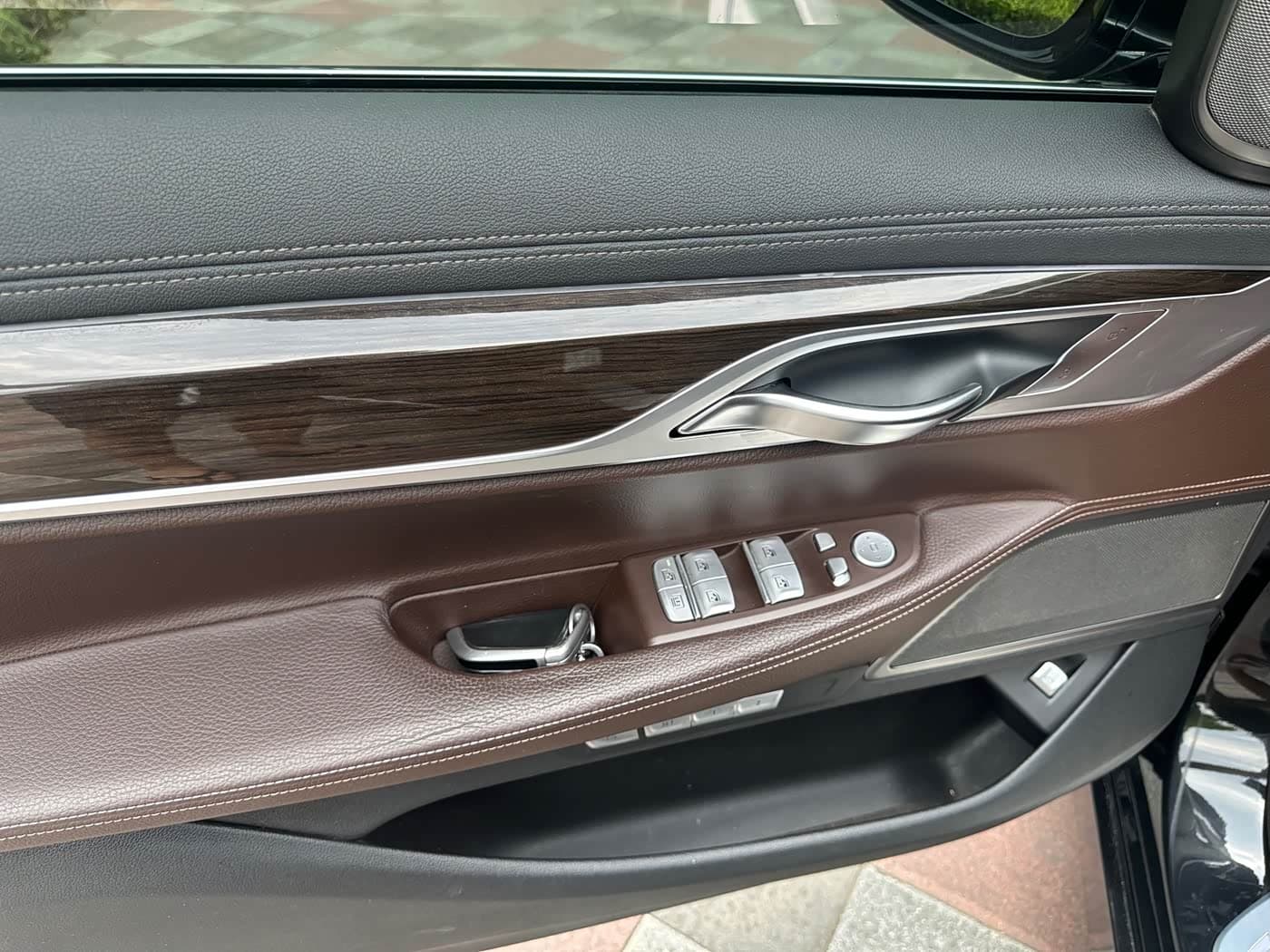 BMW 7 Series 2016 — Фото 15/15