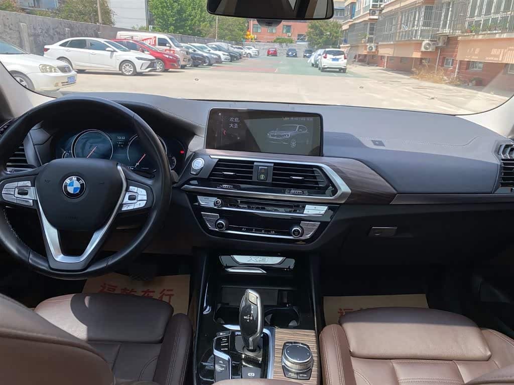 BMW X3 2019 — Фото 18/20