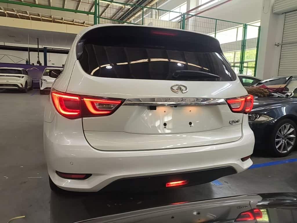 Infiniti QX60 2018 — Фото 6/20