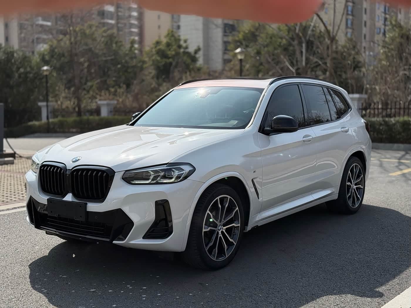 BMW X3 2022 — Фото 1/13