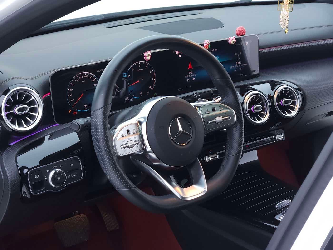 Mercedes-Benz A-Class 2020 — Фото 11/20
