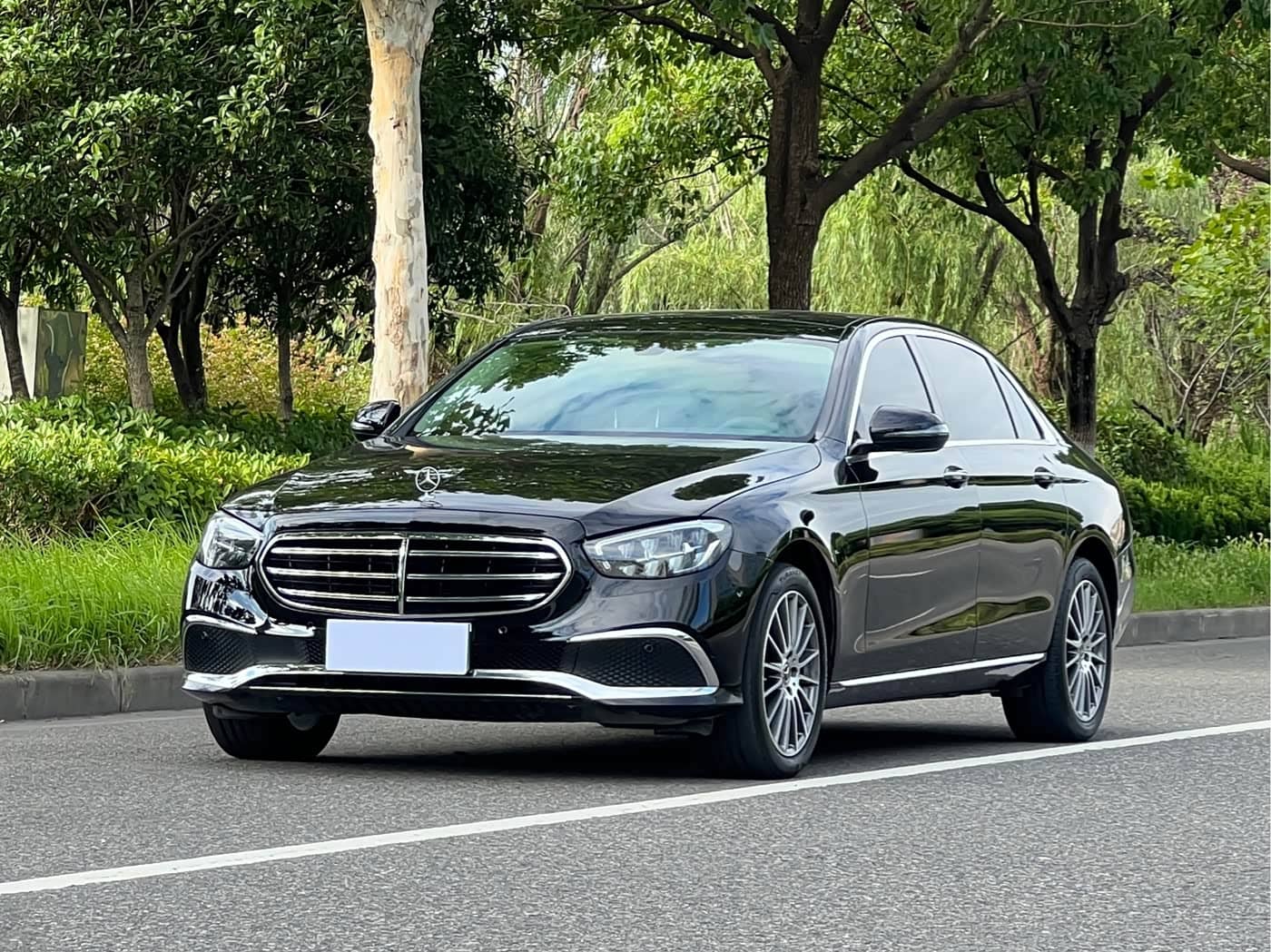 Mercedes-Benz E-Class, 2022