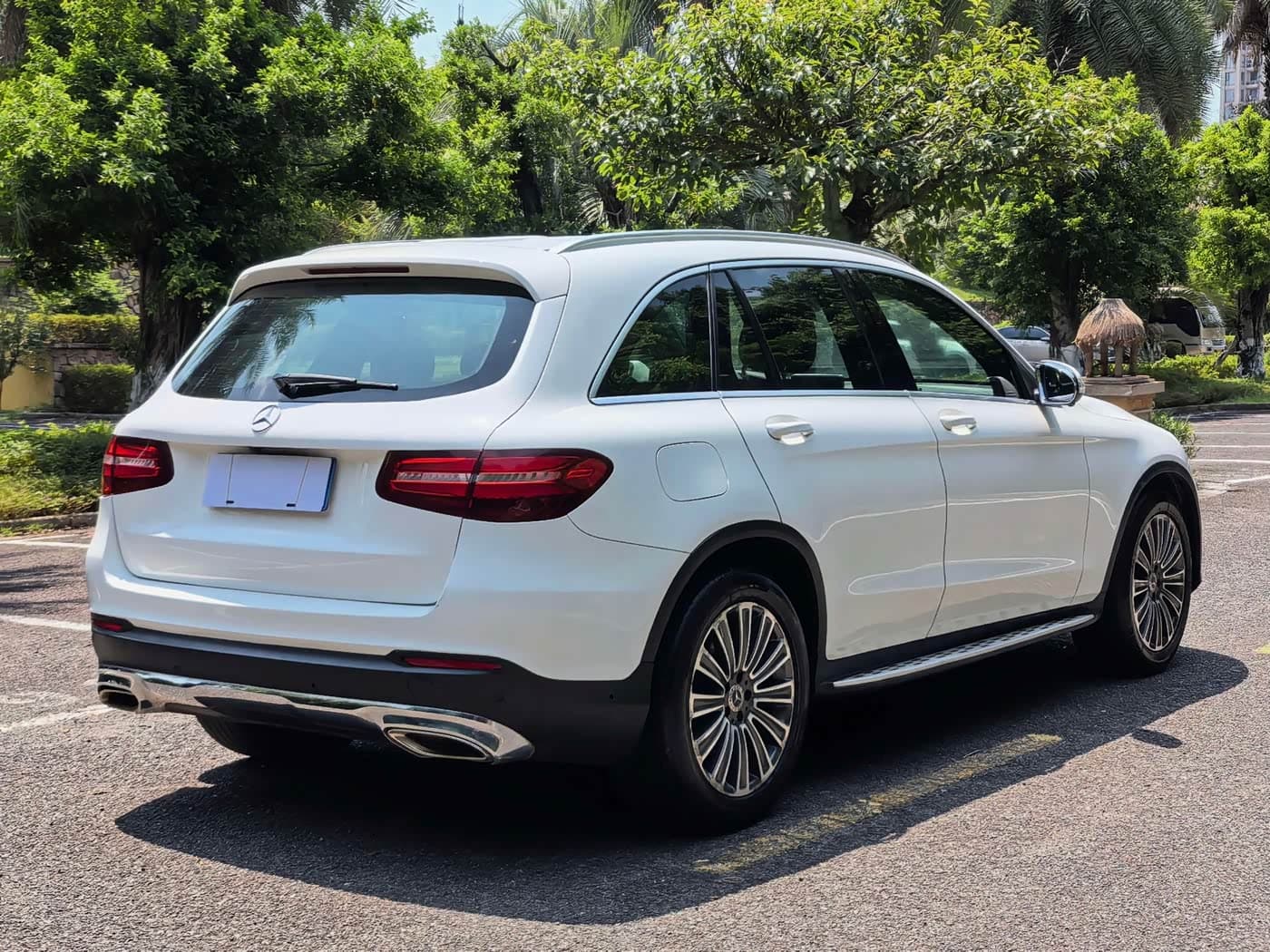 Mercedes-Benz GLC 2017 — Фото 9/16